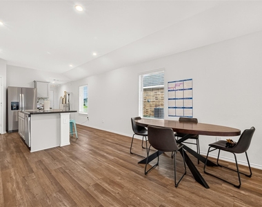 5411 Wyndham Ridge Lane - Photo Thumbnail 6