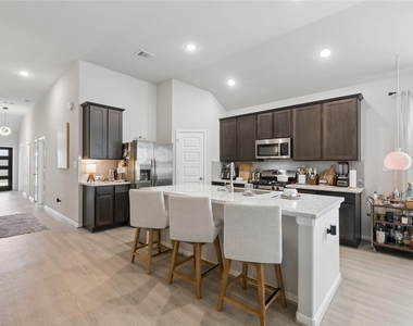 4419 Bay Vista Drive - Photo Thumbnail 8
