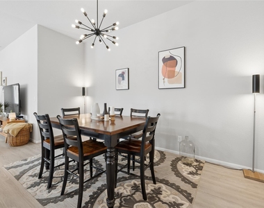 4419 Bay Vista Drive - Photo Thumbnail 10