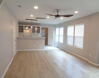 1320 Cleveland Street - Photo Thumbnail 5