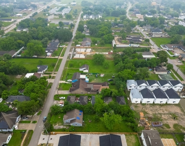 4810 Carmen Street - Photo Thumbnail 31