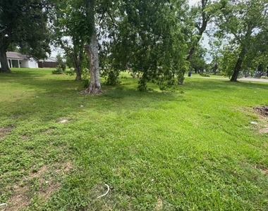 310 N Rockisland Street - Photo Thumbnail 5