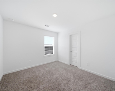 31638 Featherstone Trail - Photo Thumbnail 17