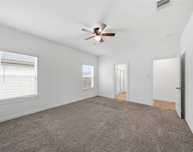 31638 Featherstone Trail - Photo Thumbnail 11