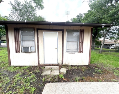 377 State Highway 75 N - Photo Thumbnail 25