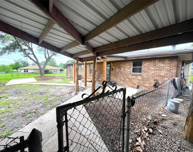 377 State Highway 75 N - Photo Thumbnail 22