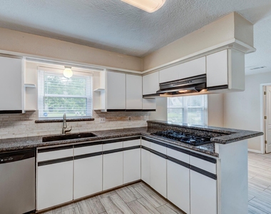 5503 Glenmere Lane - Photo Thumbnail 11