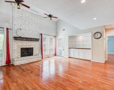 5503 Glenmere Lane - Photo Thumbnail 6