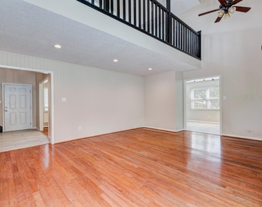 5503 Glenmere Lane - Photo Thumbnail 8