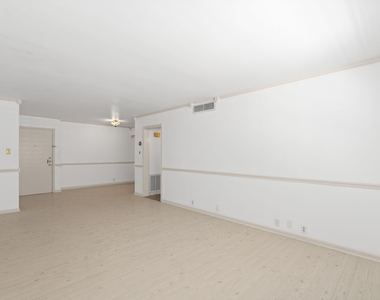 2601 Bellefontaine Street - Photo Thumbnail 7