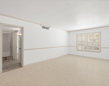 2601 Bellefontaine Street - Photo Thumbnail 5