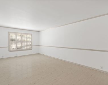 2601 Bellefontaine Street - Photo Thumbnail 6