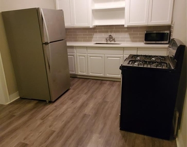3205 Illinois St - Photo Thumbnail 4