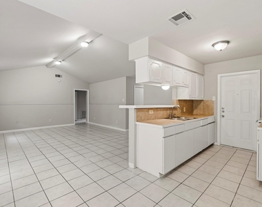 5239 Selinsky Road - Photo Thumbnail 7