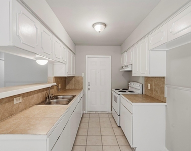 5239 Selinsky Road - Photo Thumbnail 6