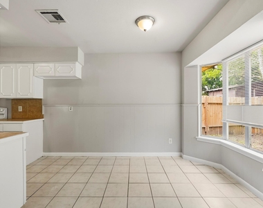 5239 Selinsky Road - Photo Thumbnail 5