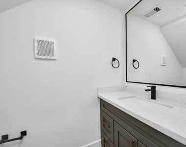 7907 Dandy Street - Photo Thumbnail 15