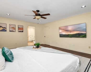 9606 Beverlyhill Street - Photo Thumbnail 23