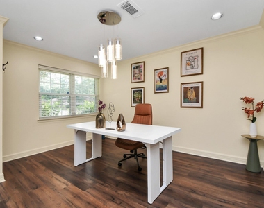 9606 Beverlyhill Street - Photo Thumbnail 11