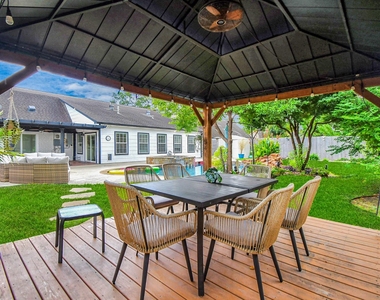 9606 Beverlyhill Street - Photo Thumbnail 7
