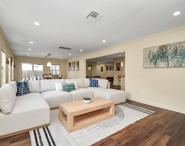 9606 Beverlyhill Street - Photo Thumbnail 14