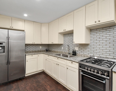 9606 Beverlyhill Street - Photo Thumbnail 19