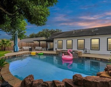 9606 Beverlyhill Street - Photo Thumbnail 3