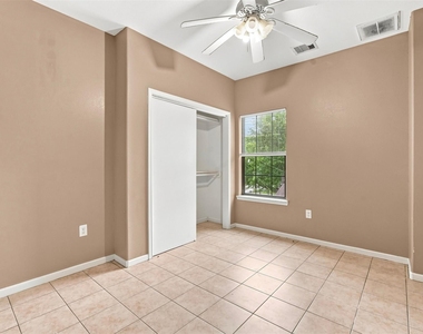 1718 Roxella Street - Photo Thumbnail 15