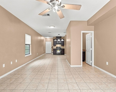 1718 Roxella Street - Photo Thumbnail 20