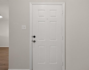 6015 Ida Rose Court - Photo Thumbnail 34
