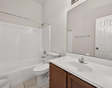 6015 Ida Rose Court - Photo Thumbnail 19