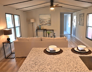 13721 Brigadier Drive - Photo Thumbnail 7
