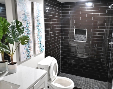 13721 Brigadier Drive - Photo Thumbnail 4