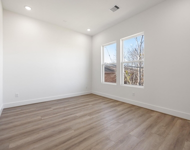 3510 Adair Street - Photo Thumbnail 11