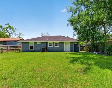 3031 Groton Drive - Photo Thumbnail 32