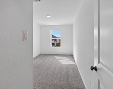 10406 Rocky Trail - Photo Thumbnail 31