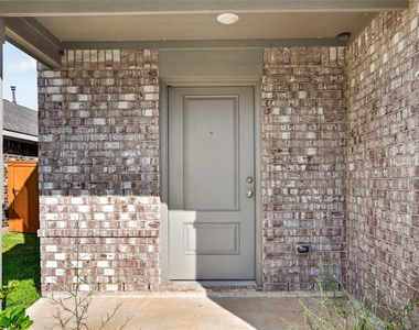 10406 Rocky Trail - Photo Thumbnail 3