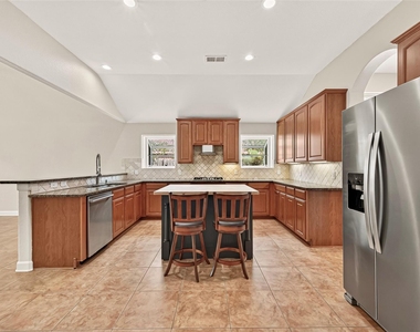 21018 Ripford Court - Photo Thumbnail 13