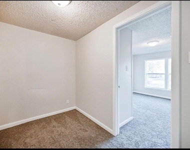9306 Chesterfield Drive - Photo Thumbnail 20