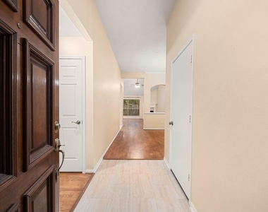 135 S Delta Mill Circle - Photo Thumbnail 3