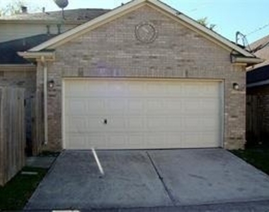 4639 Cashel Circle - Photo Thumbnail 10