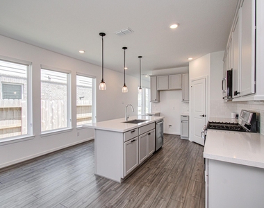 22122 Ingham Bluff Lane - Photo Thumbnail 5