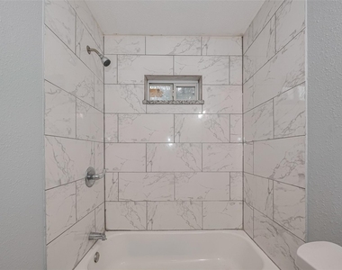 4906 Larkspur Street - Photo Thumbnail 12