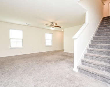 15102 Darbydale Drive - Photo Thumbnail 4