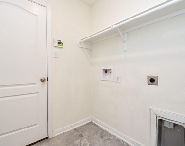15102 Darbydale Drive - Photo Thumbnail 24