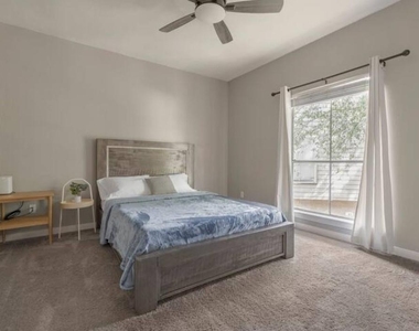 2100 Tanglewilde Street - Photo Thumbnail 30