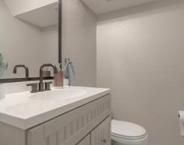 2100 Tanglewilde Street - Photo Thumbnail 12