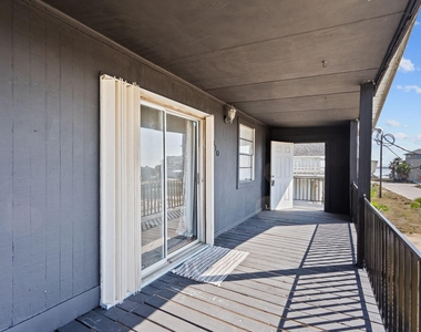 810 93rd Street - Photo Thumbnail 9