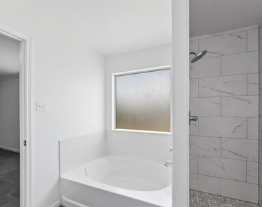 13112 Trail Manor Drive - Photo Thumbnail 7