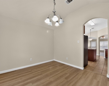 11714 Bollinger Park Court - Photo Thumbnail 13